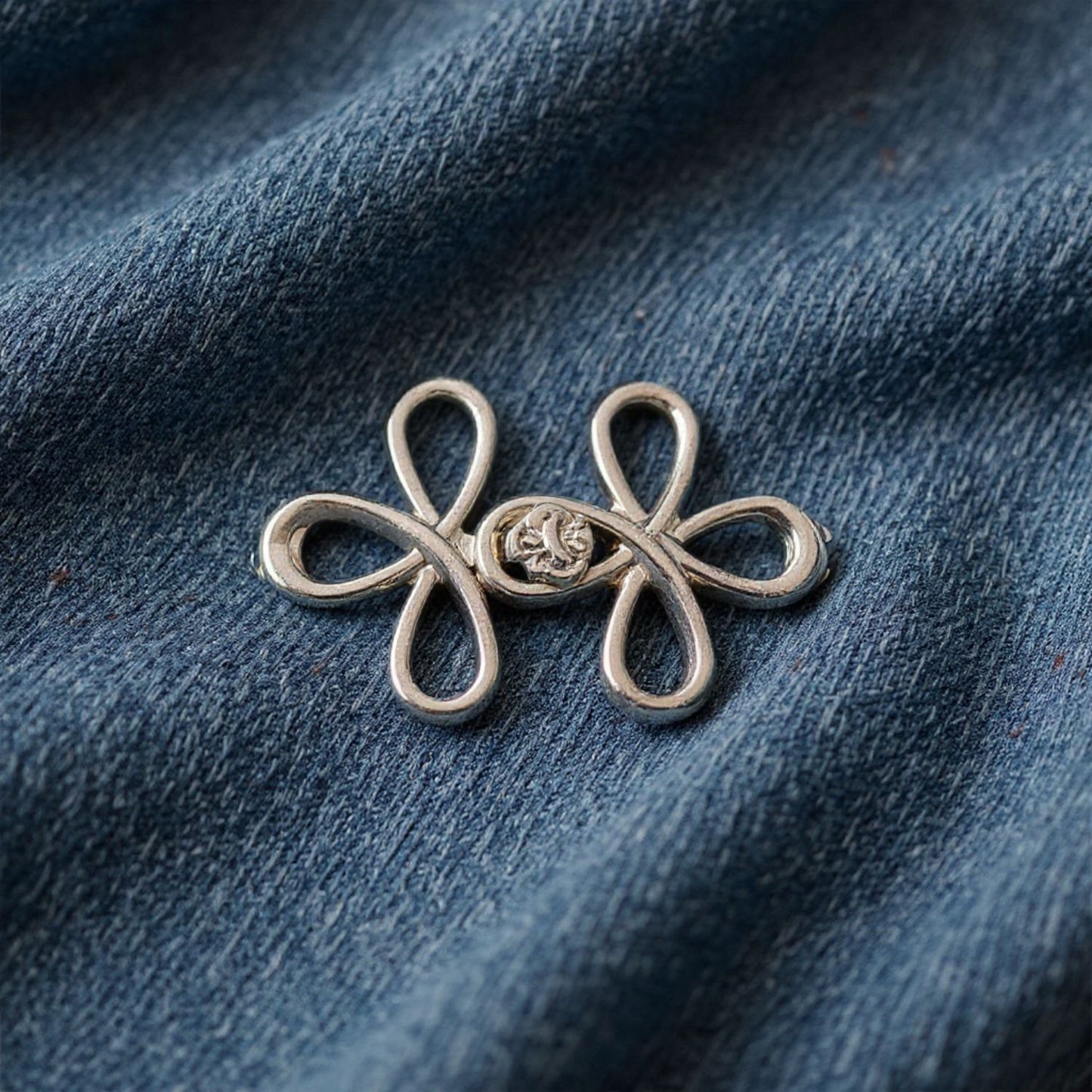 SCULPTED WAIST KNOT