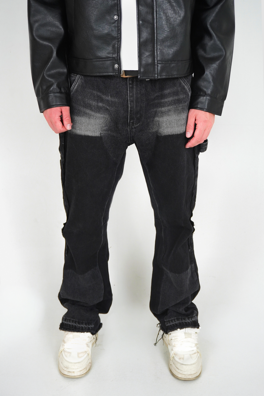 BILLIE JEANS GALLERY CARPENTER FLARED BLACK