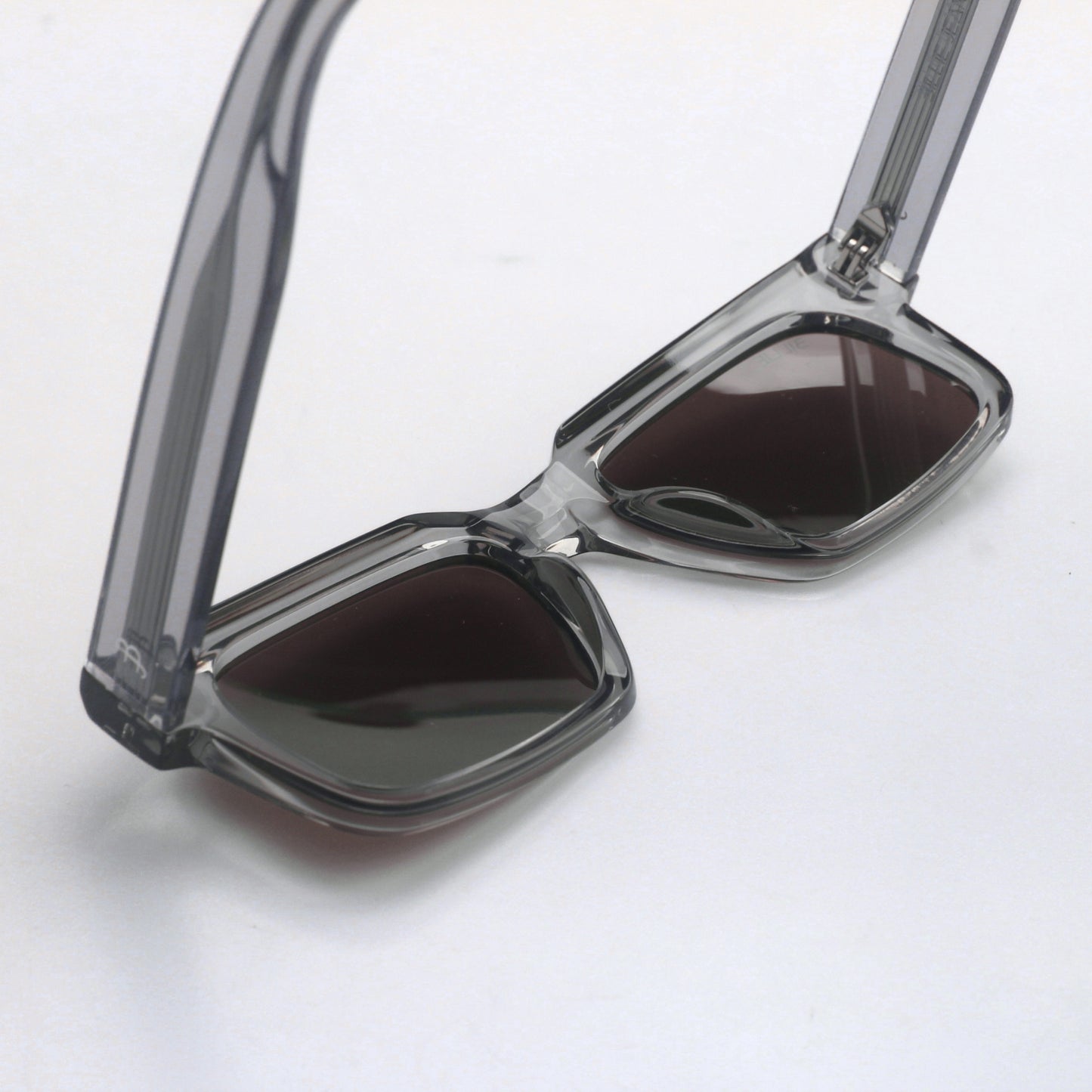 Billie Sunglasses Monarch